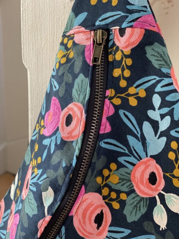Sac Banane LES FLEURS Navy – Image 4